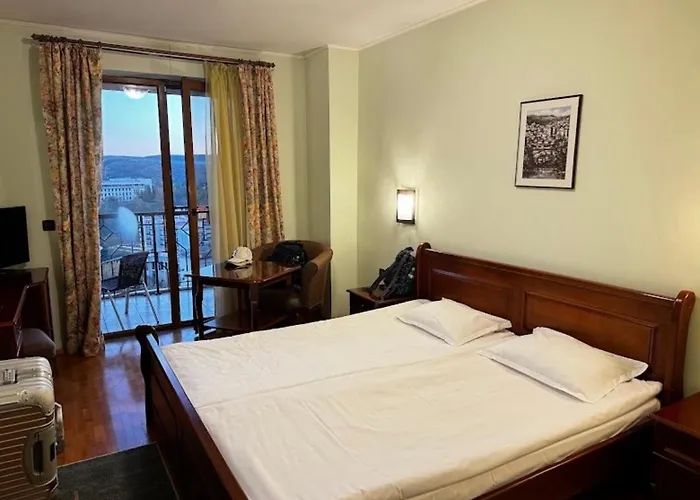 Meridian Bolyarski 4*